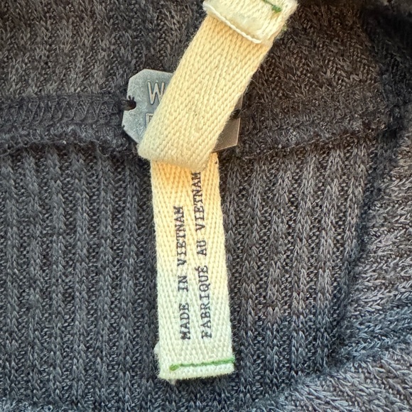 We The Free Mock Neck Ribbed Crop Top Size M - Picture 8 of 10